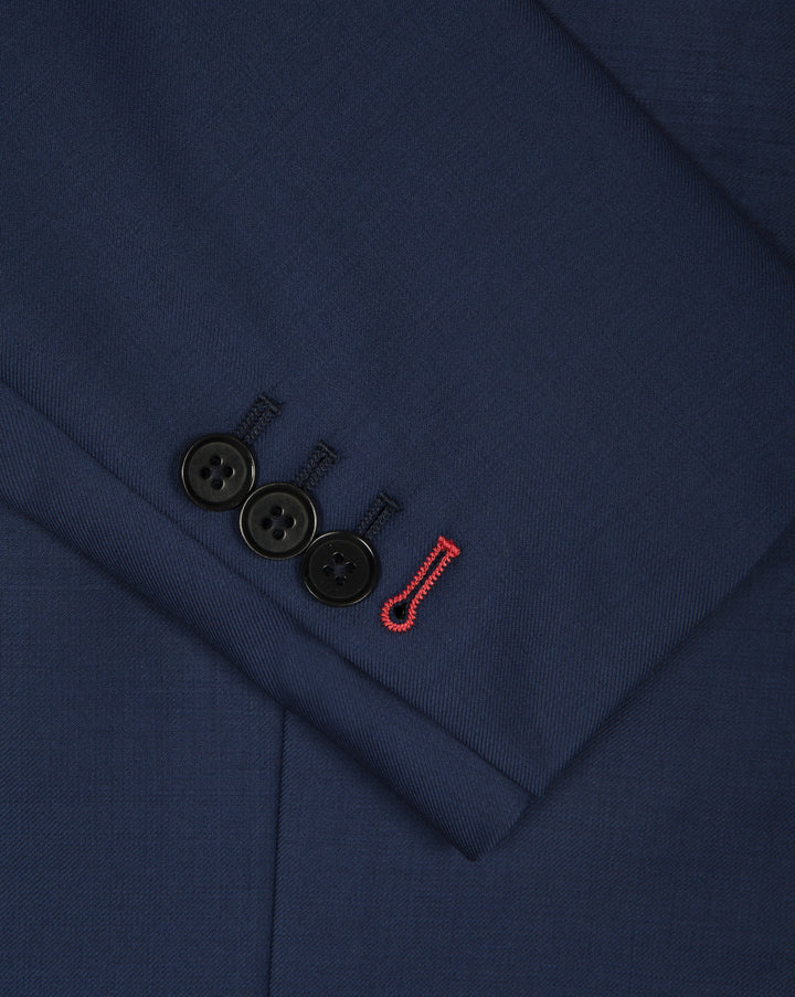 البدلة الزرقاء الملكية