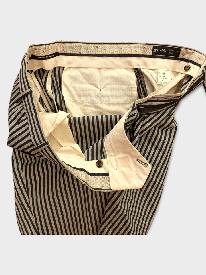 Short bleu à carreaux