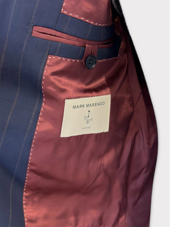 بدلة ثقيلة الوزن بتصميم هيرينبون باللون الأزرق الداكن