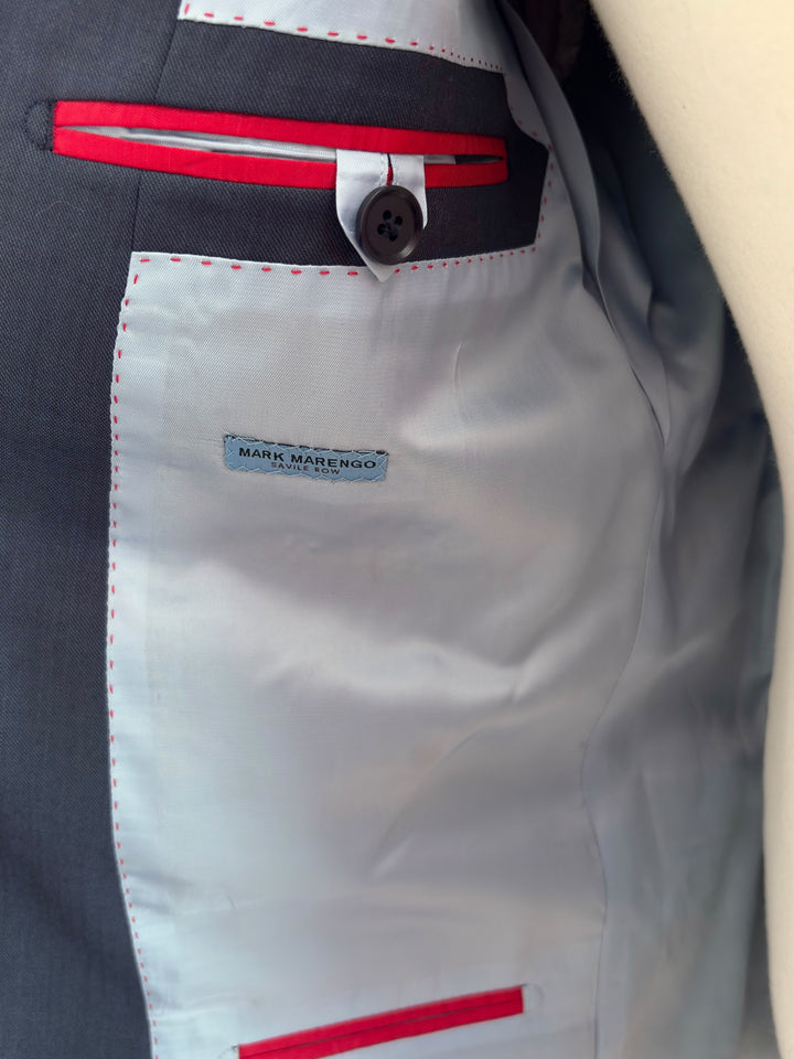Costume à chevrons bleu marine foncé 